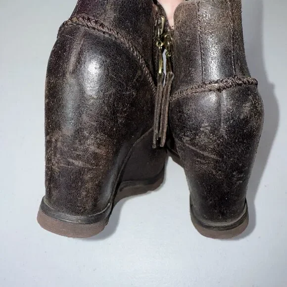UGG MYRNA Brown Leather Wedge Ankle Boot Size 5.5 - Picture 6 of 9